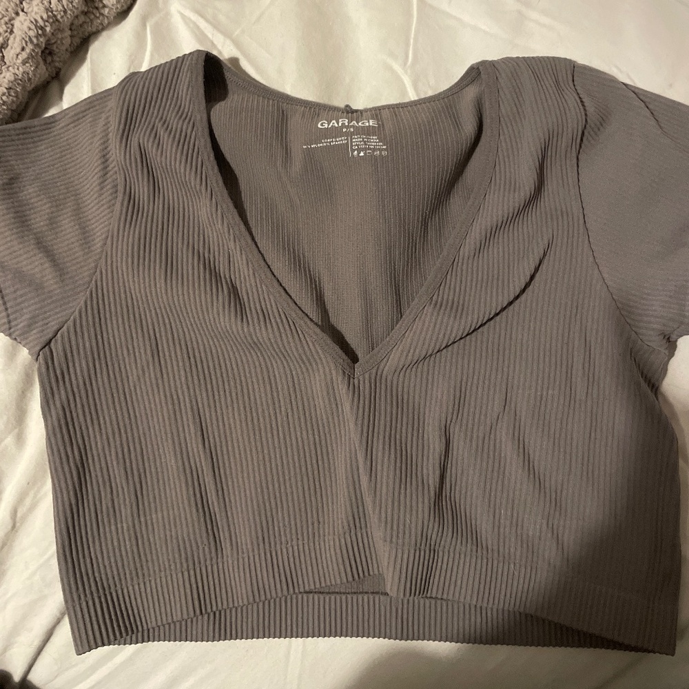 Garage Cropped T Shirt